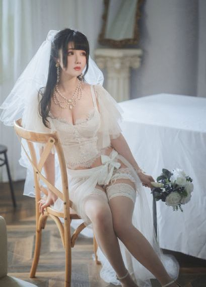 愈堕落愈英雄_BD高清免费观看