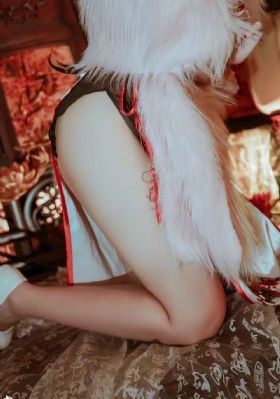邻居的阿电影_JVID性感写真