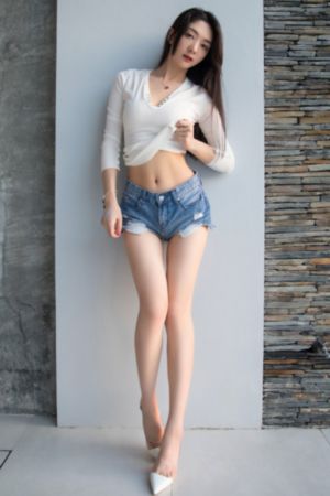 丰满的女同学2_1080P免费在线观看