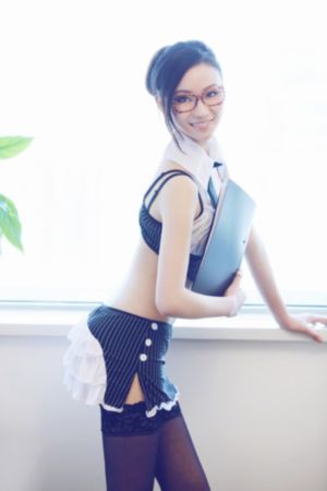 闪婚老公捧我当歌星免费观看_DVD高清电影在线