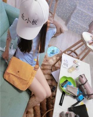 哈利波特第一部_DVD视频大全